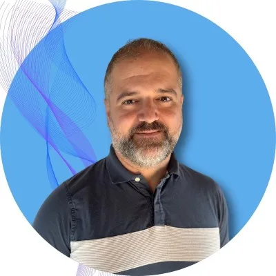 Foto de Marcos Escandell, socio de consultorIAcloud