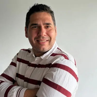 Foto de Raúl Rodríguez Flores, socio de consultorIAcloud